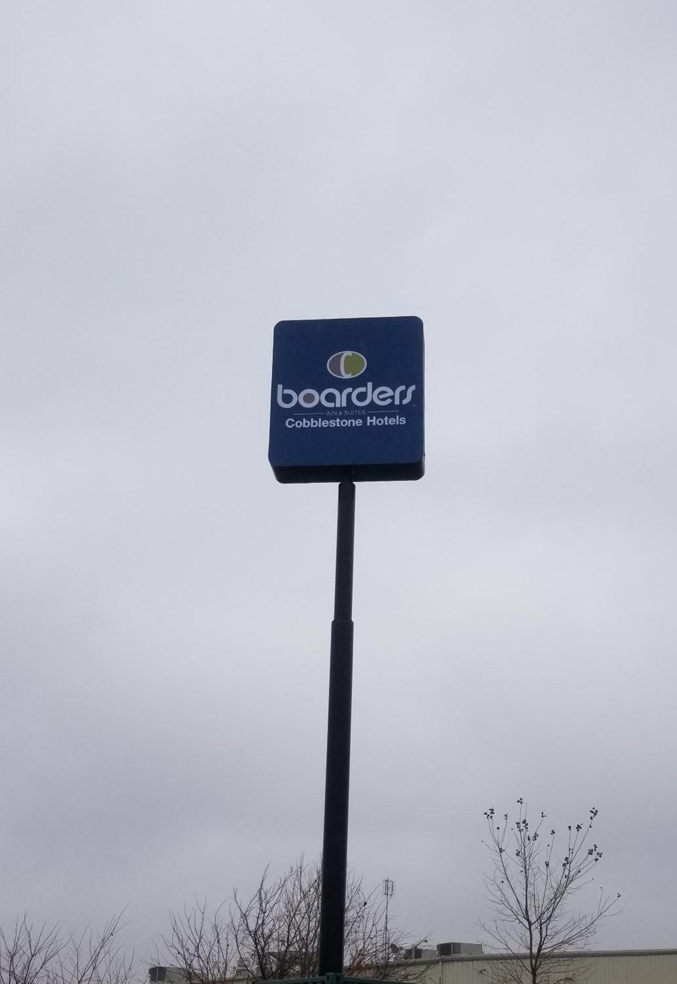 Boarders Inn & Suites By Cobblestone Hotels Columbus Exterior foto