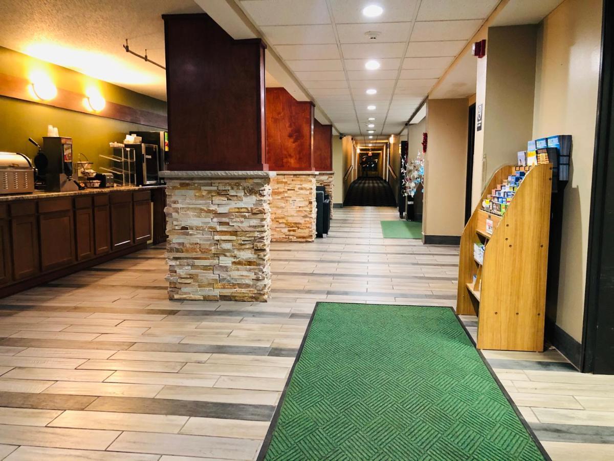 Americinn By Wyndham Columbus Wisconsin Exterior foto